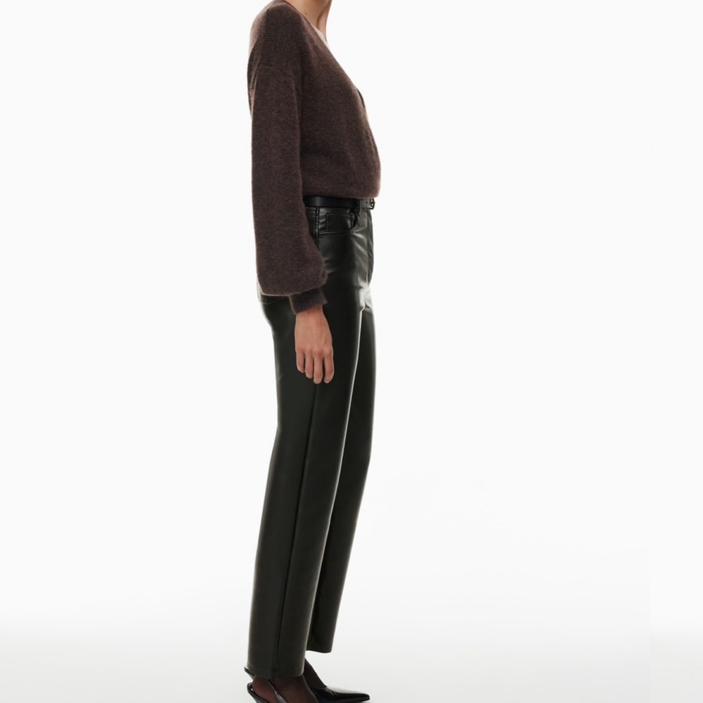 Aritzia Wilfred The Melina Pant high waisted vegan leather pants in Black - Picture 5 of 11